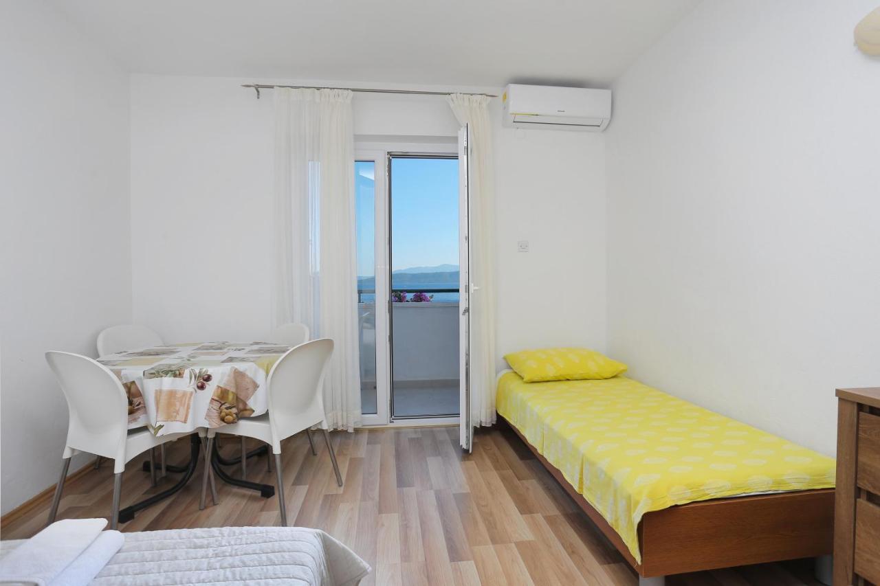 Apartments By The Sea Igrane, Makarska - 6653 Екстериор снимка