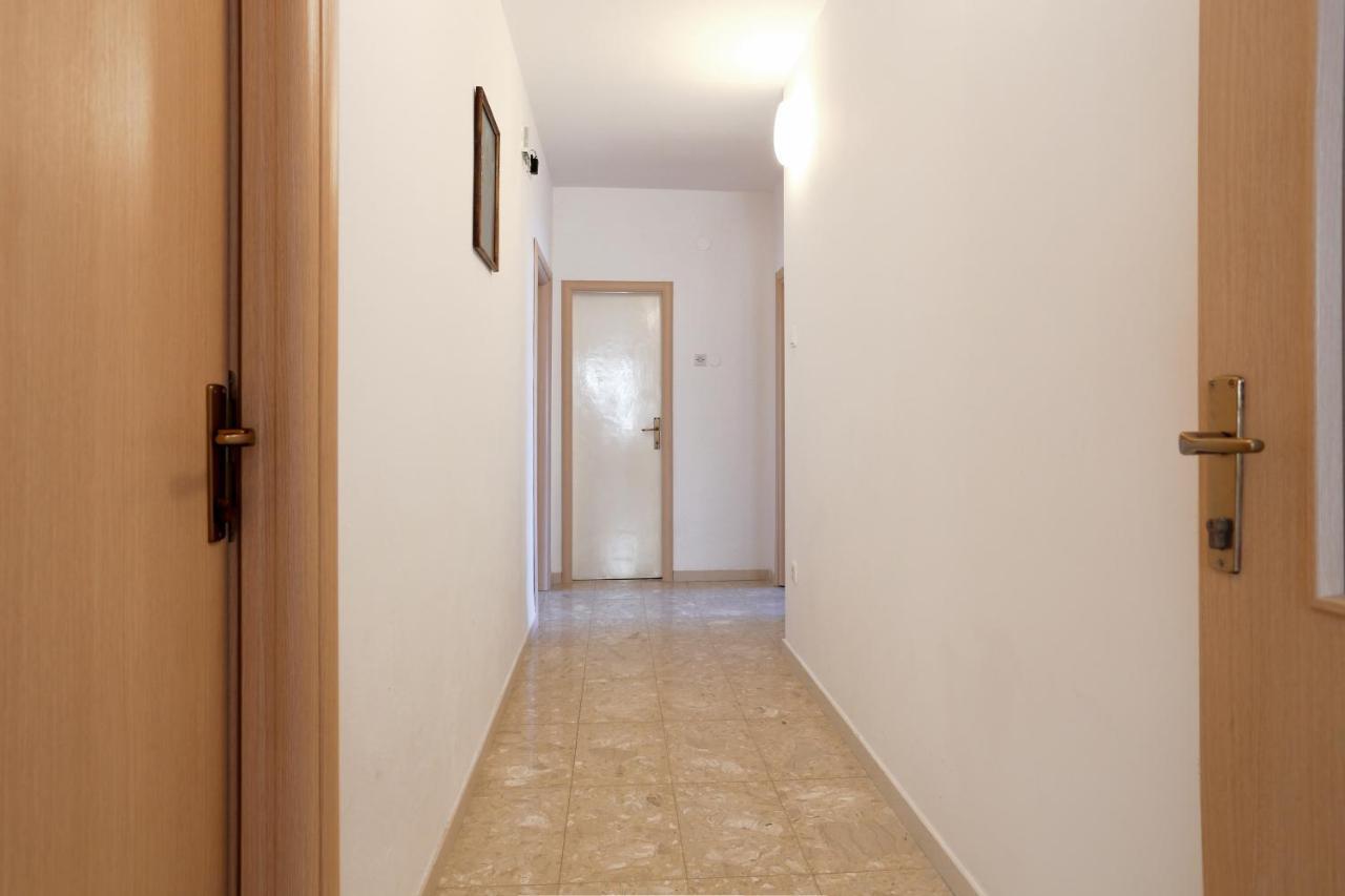Apartments By The Sea Igrane, Makarska - 6653 Екстериор снимка