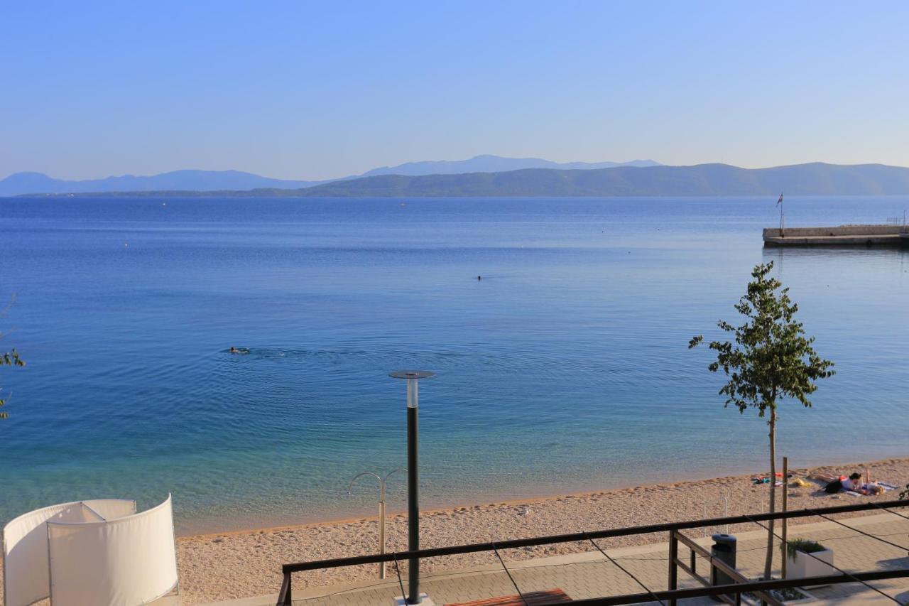 Apartments By The Sea Igrane, Makarska - 6653 Екстериор снимка
