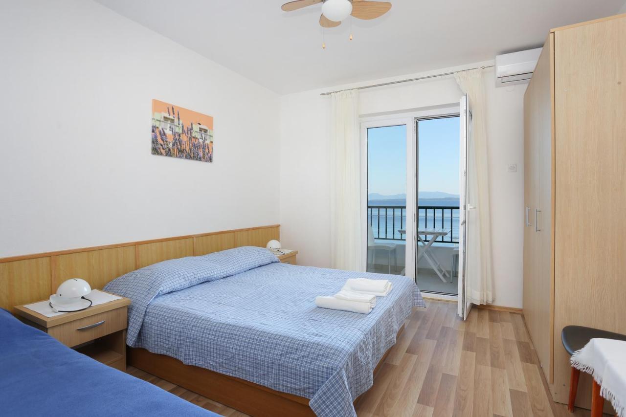 Apartments By The Sea Igrane, Makarska - 6653 Екстериор снимка