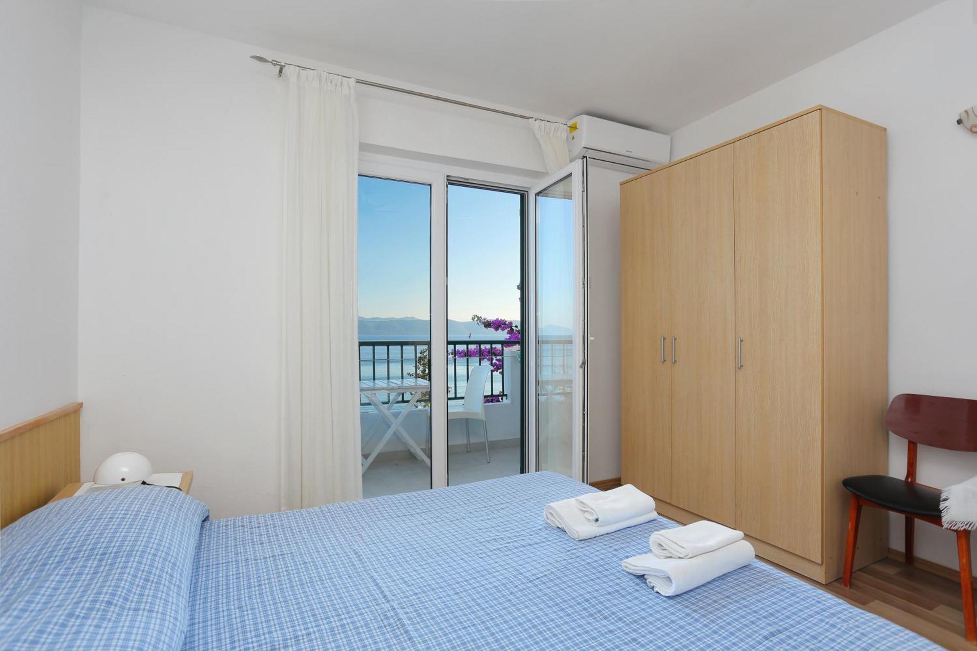 Apartments By The Sea Igrane, Makarska - 6653 Стая снимка