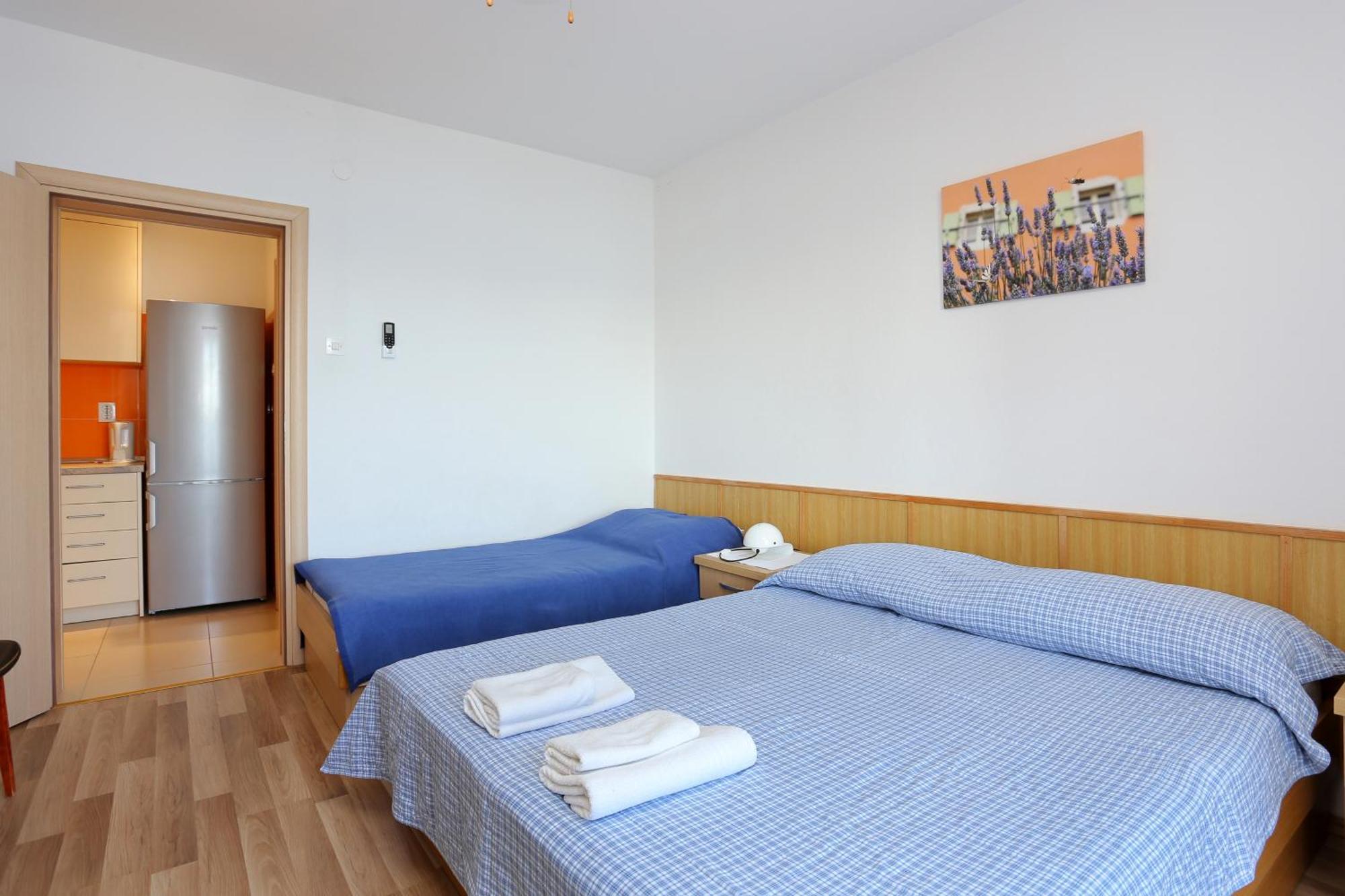 Apartments By The Sea Igrane, Makarska - 6653 Стая снимка